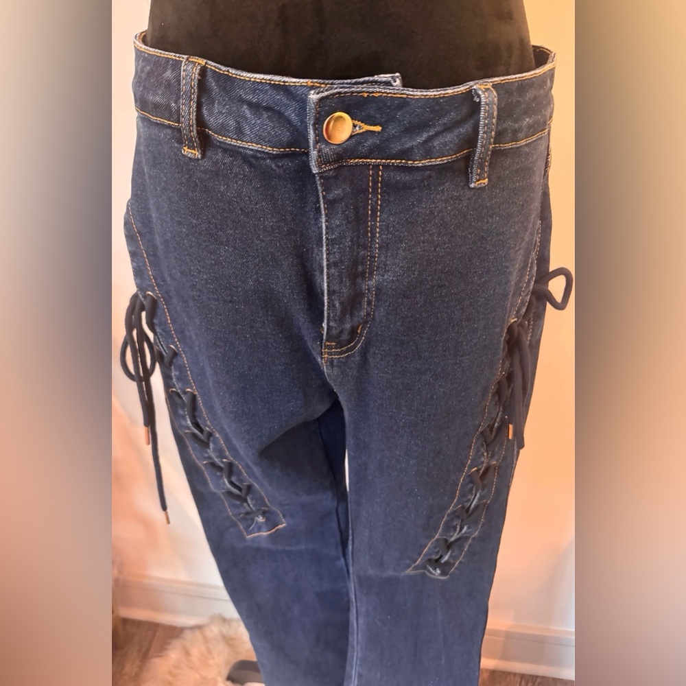 NWT - Fashion Nova Lace-Up Flare Jeans | Dark Wash High-Rise Denim - Picture 8 of 8